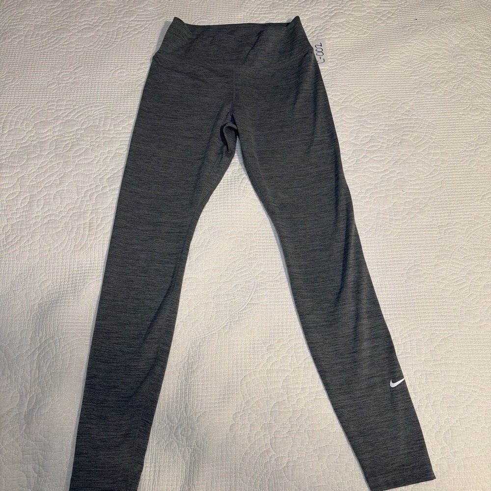 Nike Dri-FIT Women's Heather Gray Mid Rise Ankle Leggings Size S CAH0555-553